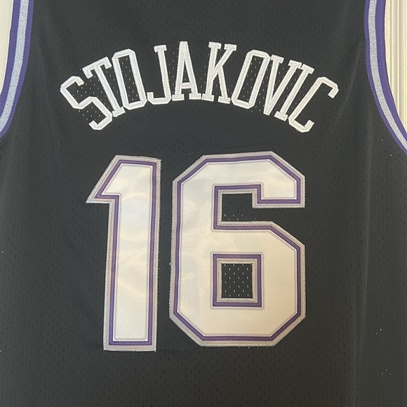 NBA Kings Black Jersey - Picture 4 of 5
